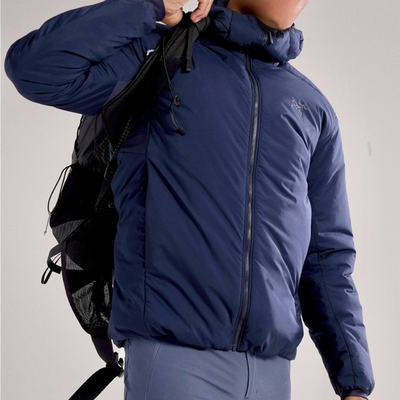 Arc’teryx ATOM HEAVYWEIGHT HOODY M Black Sapphire - Picture 13 of 13